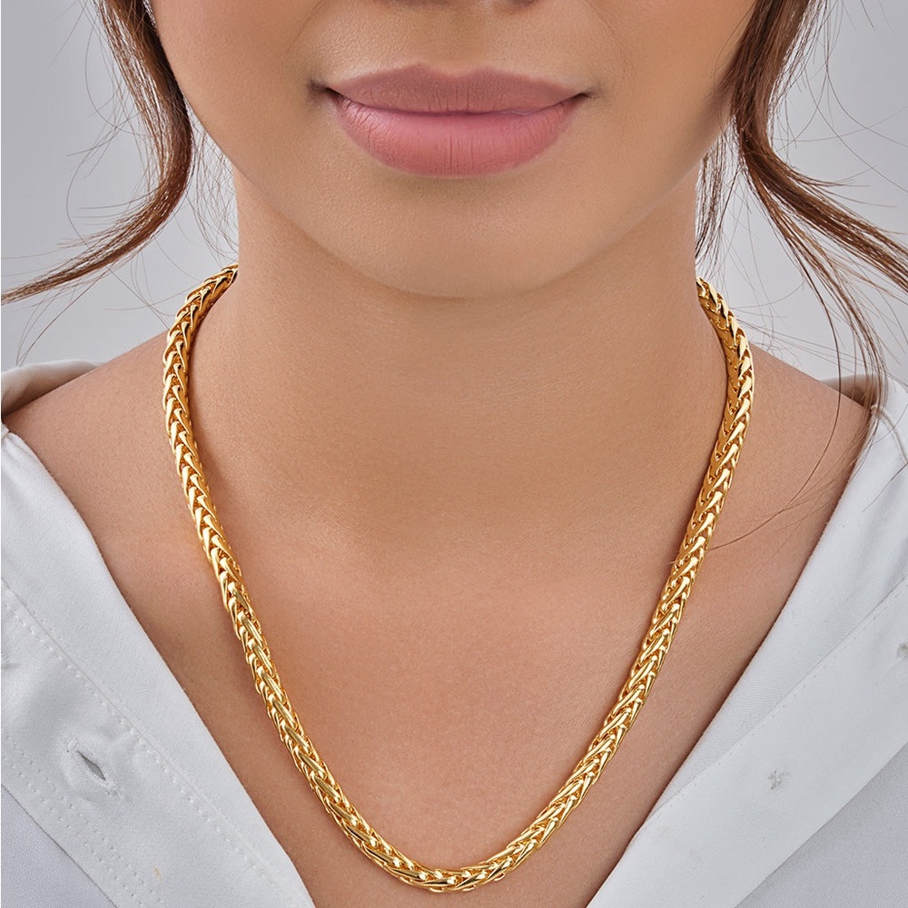 ♥️BRAND NEW Nordstrom Twisted Gold Necklace. 18k gold plated.